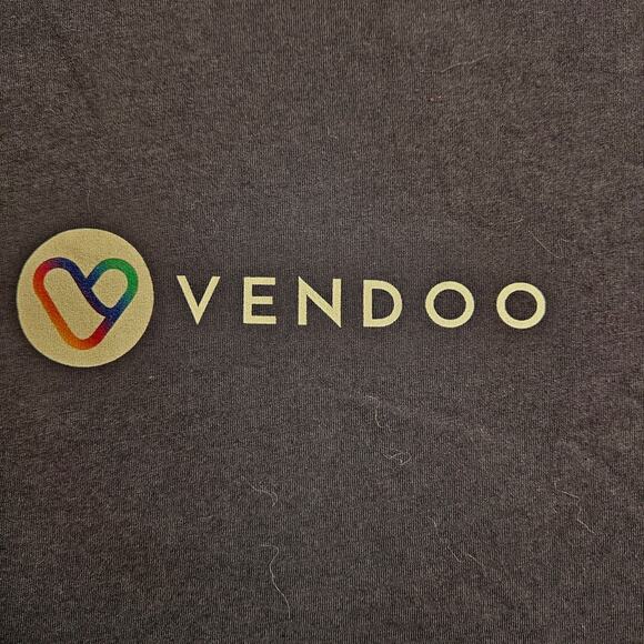 'Vendoo' reseller app logo tagline graphic tee short sleeve navy blue MED. NWOT - Picture 2 of 6